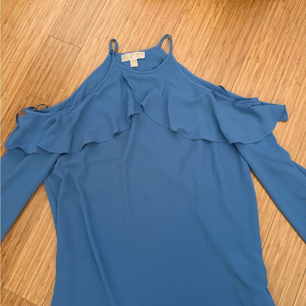 MICHAEL Michael Kors Blue cold shoulder flowy Top